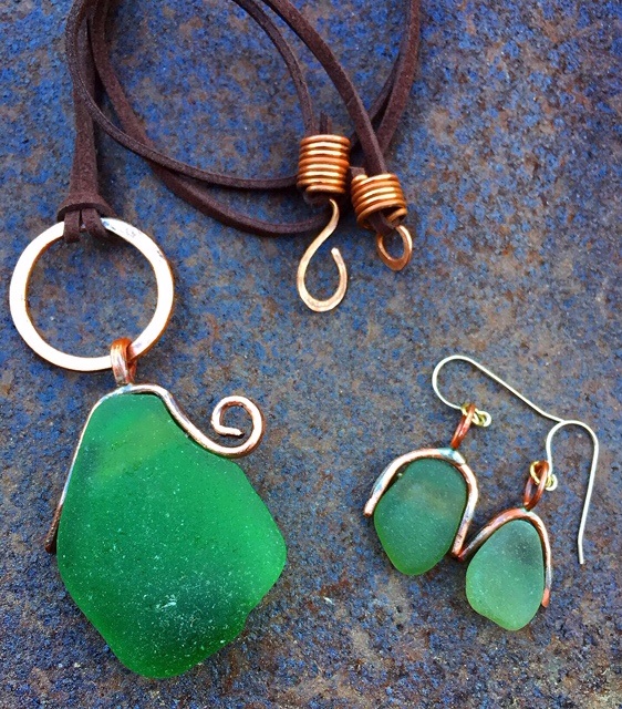 WAM - cinnamon - jewellery green set.JPG